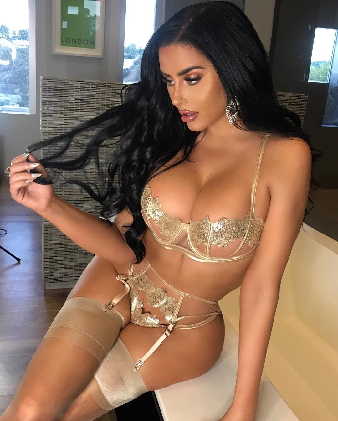 Abigail Ratchford is a popular American model and actress. Abigail is one of the highest paid swimwear and lingerie models. - NSFW, The photo, Boobs, Models, Girls, Beautiful girl, Selfie, Fitonyashka, Longpost