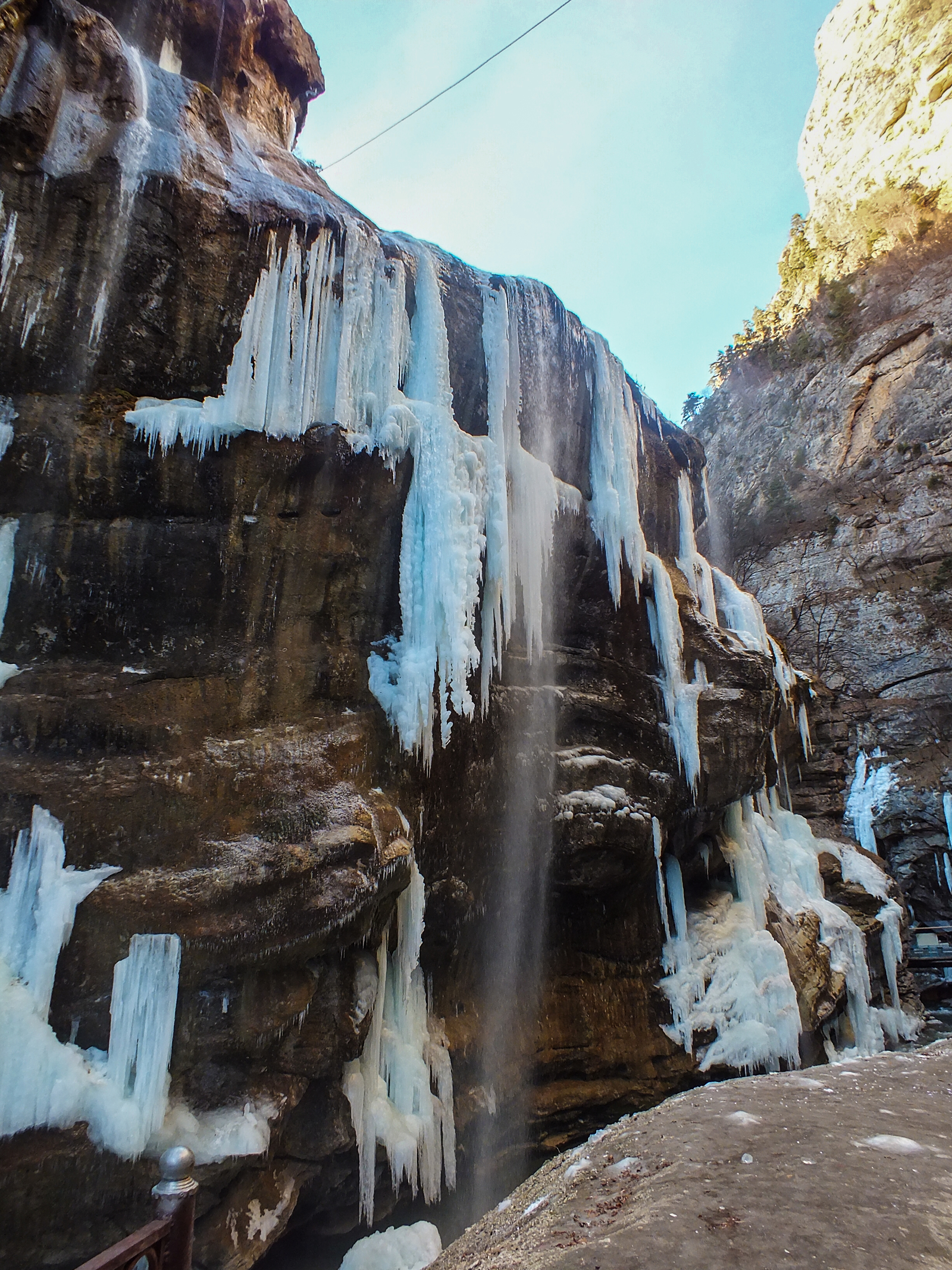 Chegem waterfalls in winter. - My, Waterfall, Chegem waterfalls, Chegem gorge, The mountains, Tourism, Longpost
