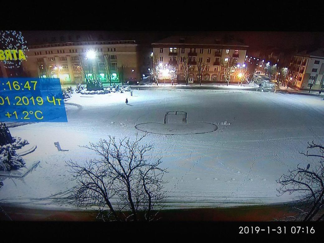 A giant mushroom was trampled in the snow near the administration building of Bobruisk - Bobruisk, Mushrooms, Snow, , Patterns