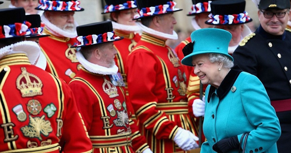 Beefeaters. Lovers of beef from the Tower of London. - England, Tower, , Longpost