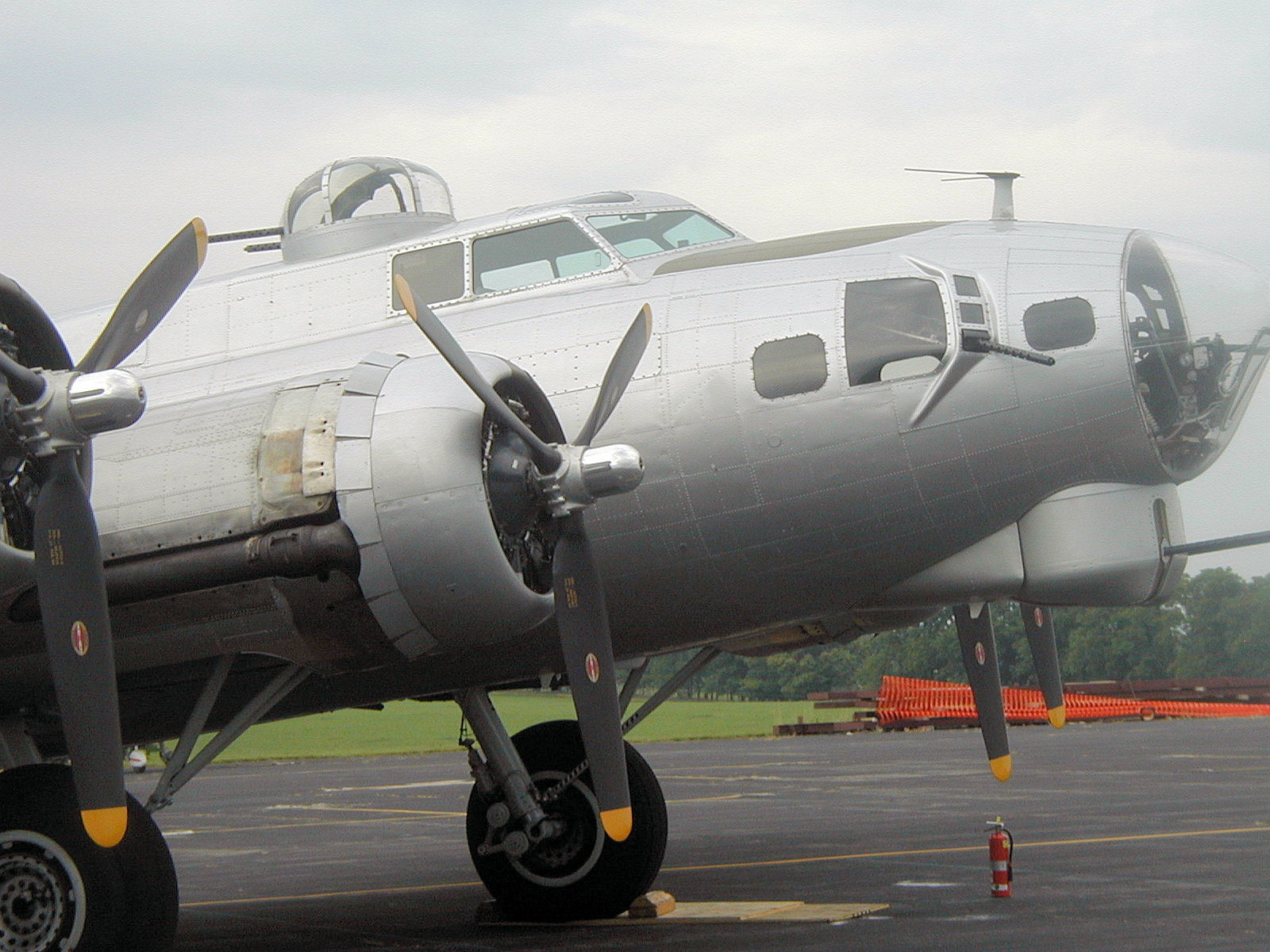 B-17G. Летающая крепость на десять парней. | Пикабу