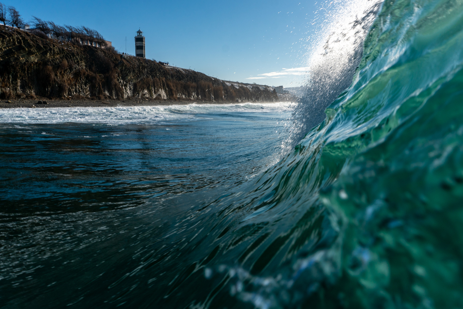 Several times a year, very beautiful waves come to Anapa, we managed to capture a view of the lighthouse from the wave in the frame - My, Anapa, The photo, Wave, Lighthouse, Nature, The nature of Russia, Sea, Black Sea, Longpost