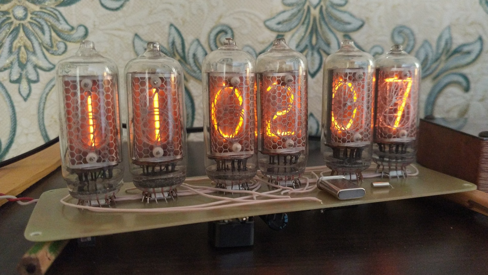 Nixie clock: my first watch on IN-8-2 indicators - My, With your own hands, Homemade, Handmade, , Nixie clock, Longpost