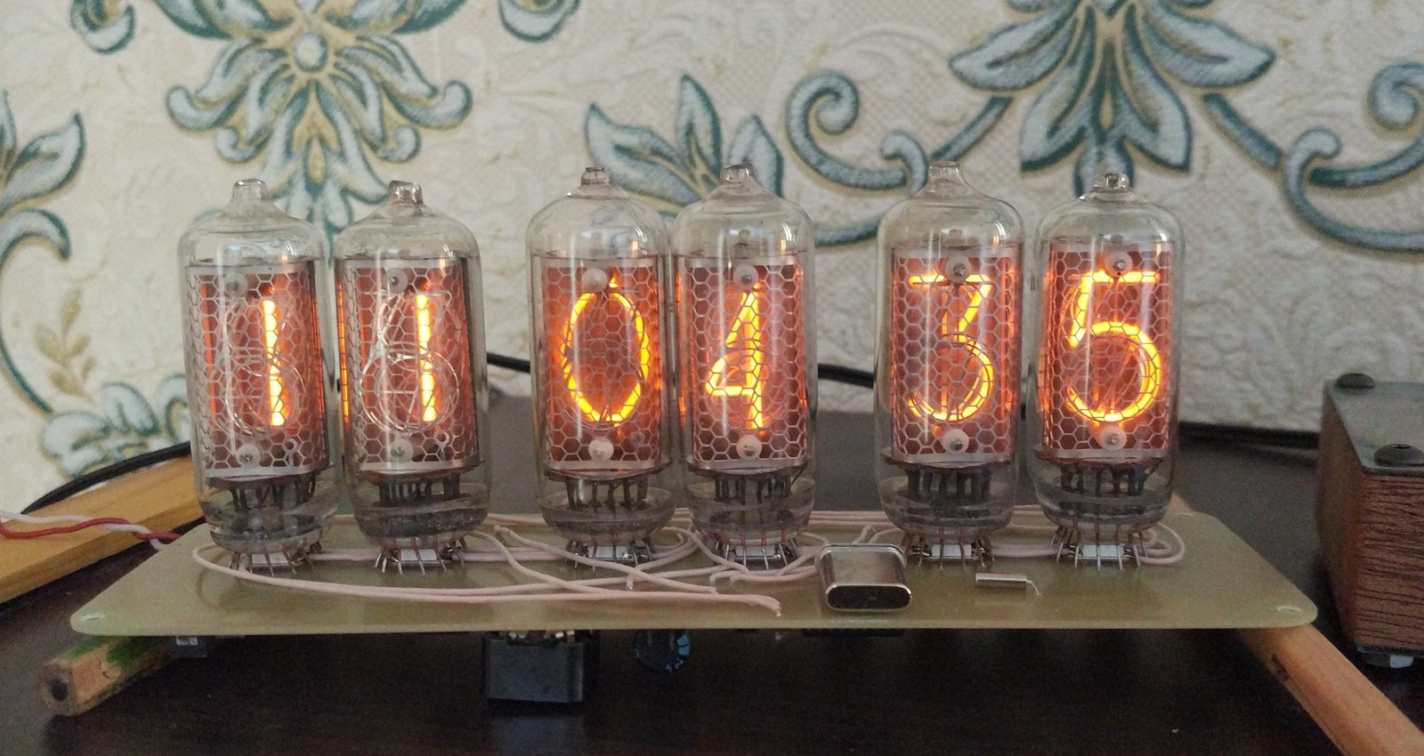 Nixie clock: my first watch on IN-8-2 indicators - My, With your own hands, Homemade, Handmade, , Nixie clock, Longpost