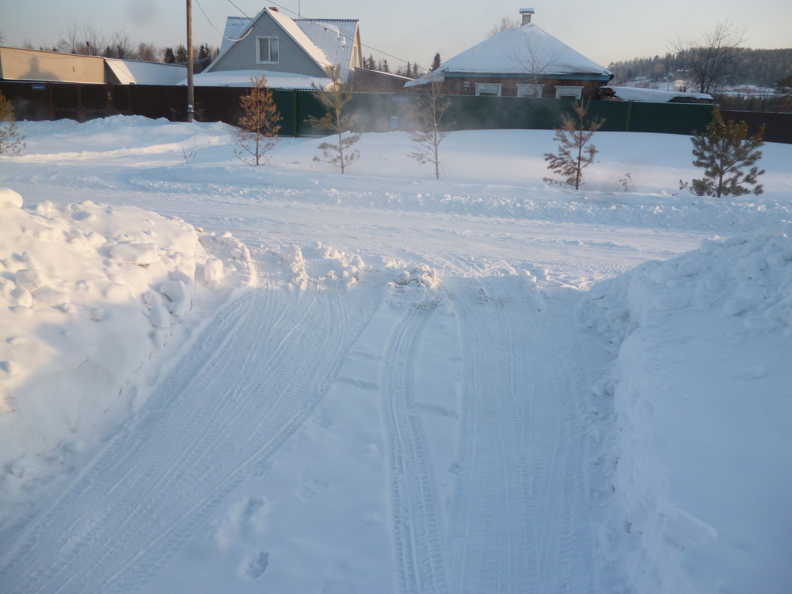 Don't forget the snow if you're thinking about living in your own house. - My, My house, Snow removal, , Downshifting, Rural life, Village, Video, Longpost