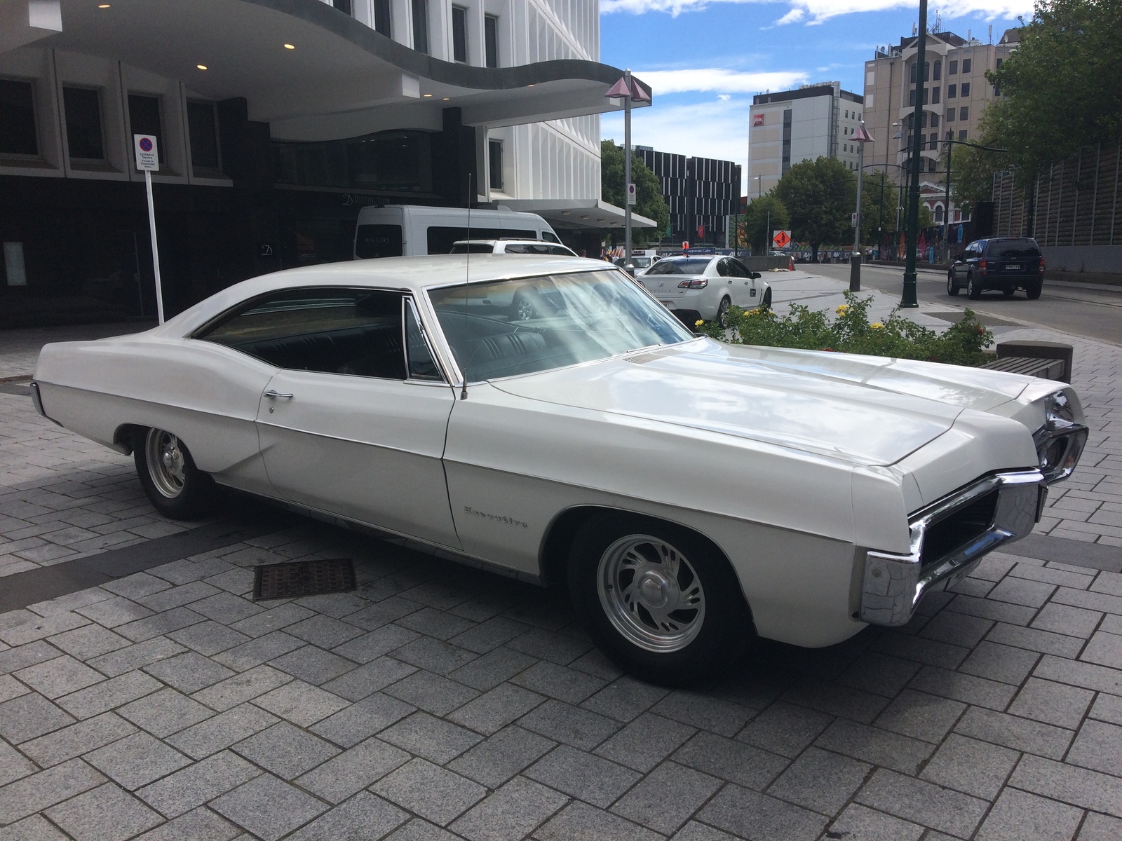 Pontiac Bonneville (3rd generation) выпускался с 1965 года.Стал «флагманом» марки, серийное производство проходило на пяти заводах США. - Моё, Pontiac Bonneville, Американский автопром, Автомобильная классика, Длиннопост