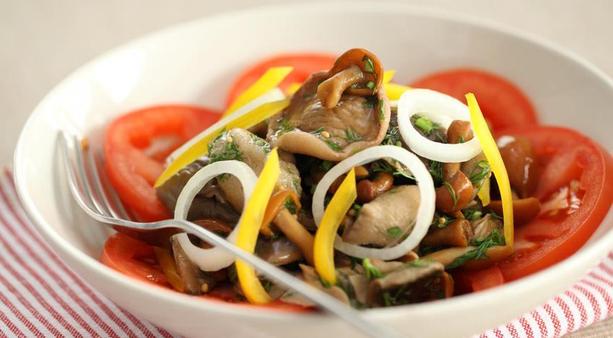 Marinated mushroom salad with vegetables - Recipe, Dish, Food, Yummy