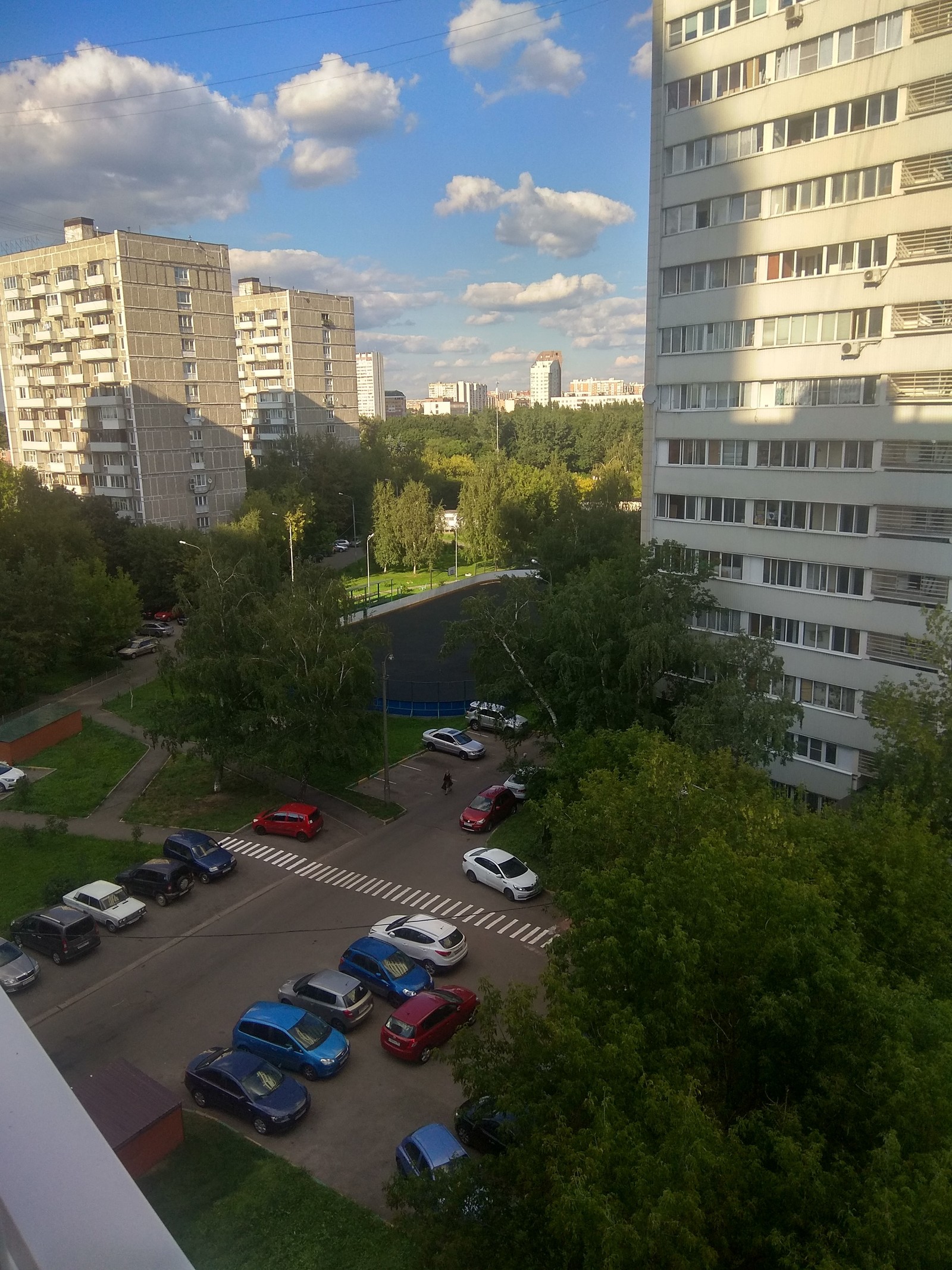 Moscow yard - Courtyard, Town