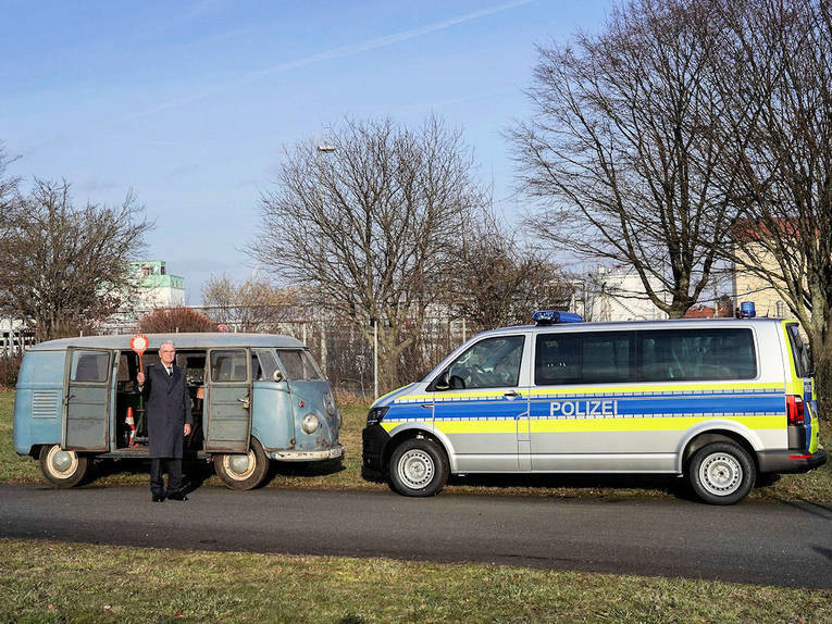 Volkswagen van with unusual story found in garage - Volkswagen, Volkswagen T1, Longpost, Over speed, Radar