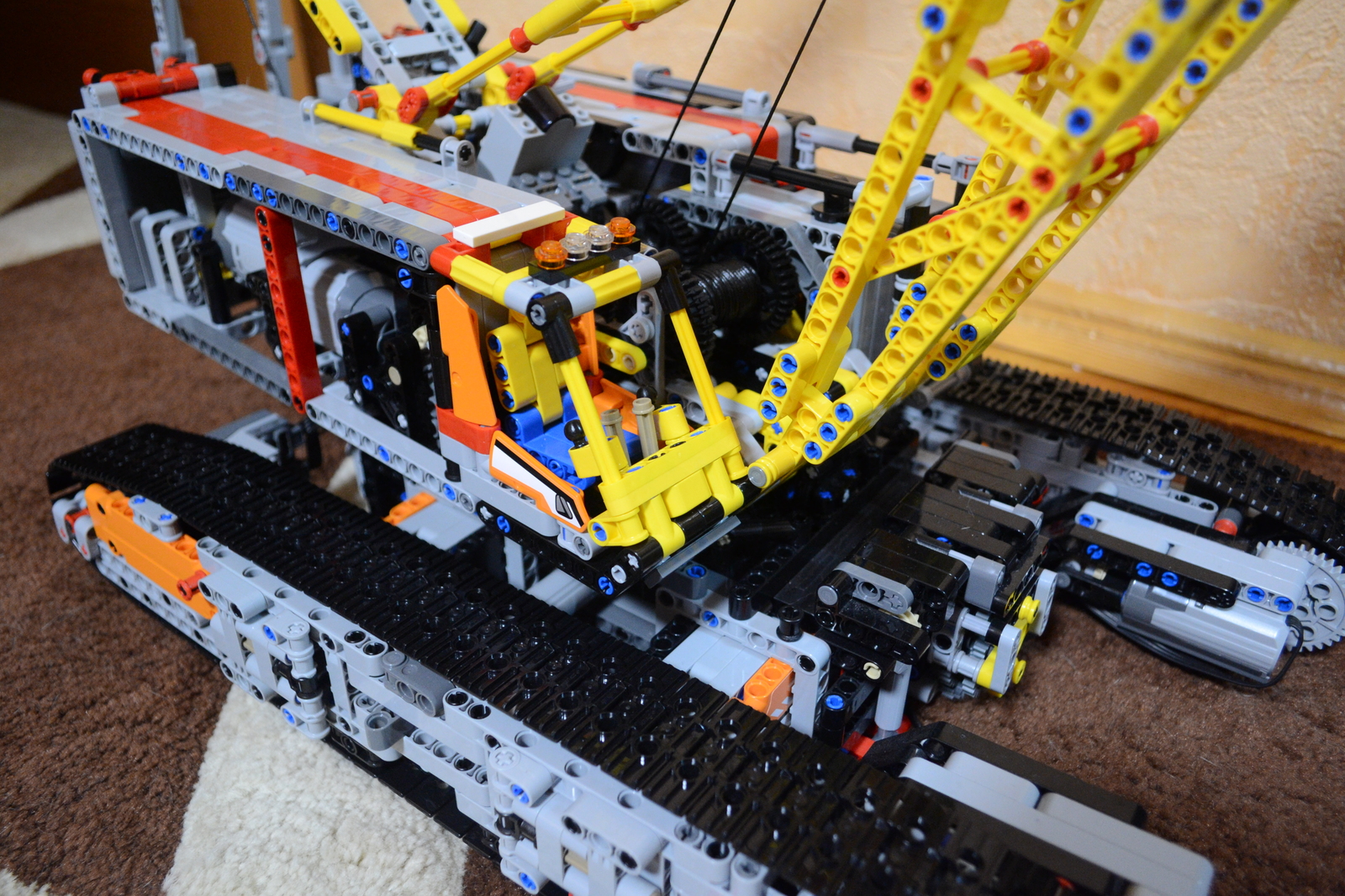 LEGO homemade based on DEC-401 - My, Lego technic, Caterpillar crane, Lego, Longpost