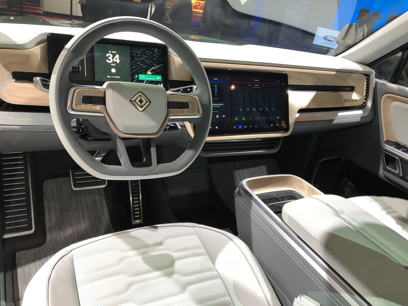 The new Tesla killer: this time everything is serious - Rivian, , , Electric car, Video, Longpost