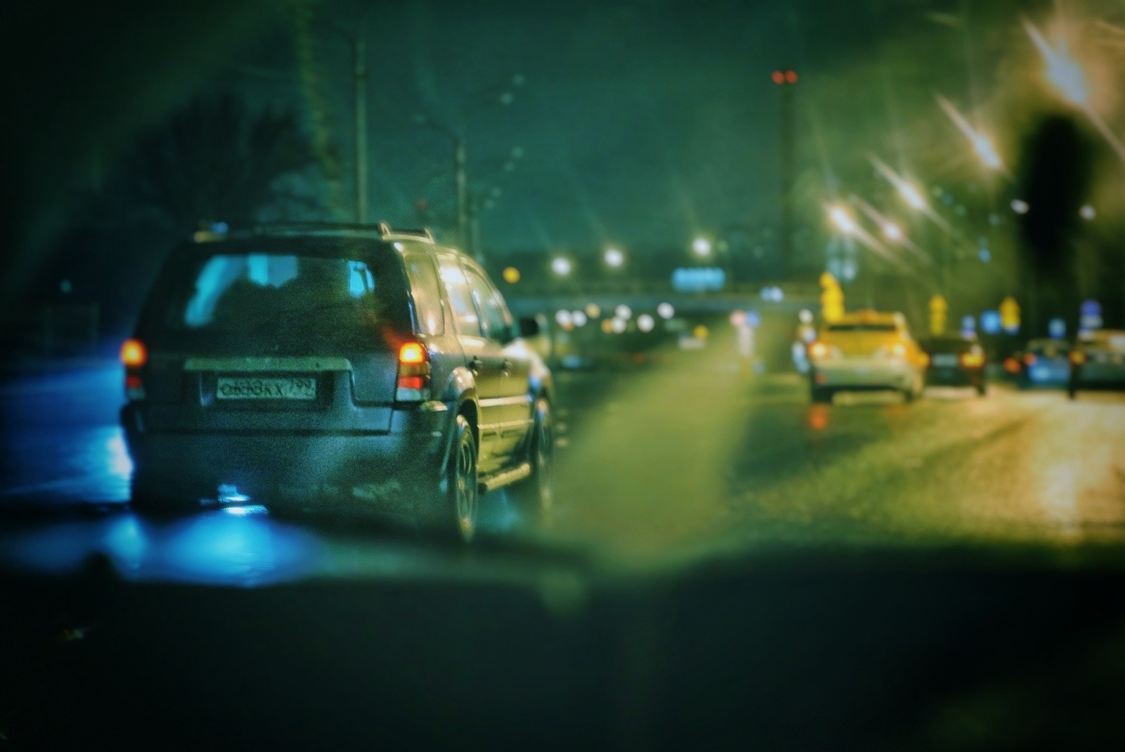 MKAD/MSK. Wet asphalt. - My, Night, Wet asphalt, The photo, Helios44-2, Road, MKAD, Hobby, Longpost, Helios44-2