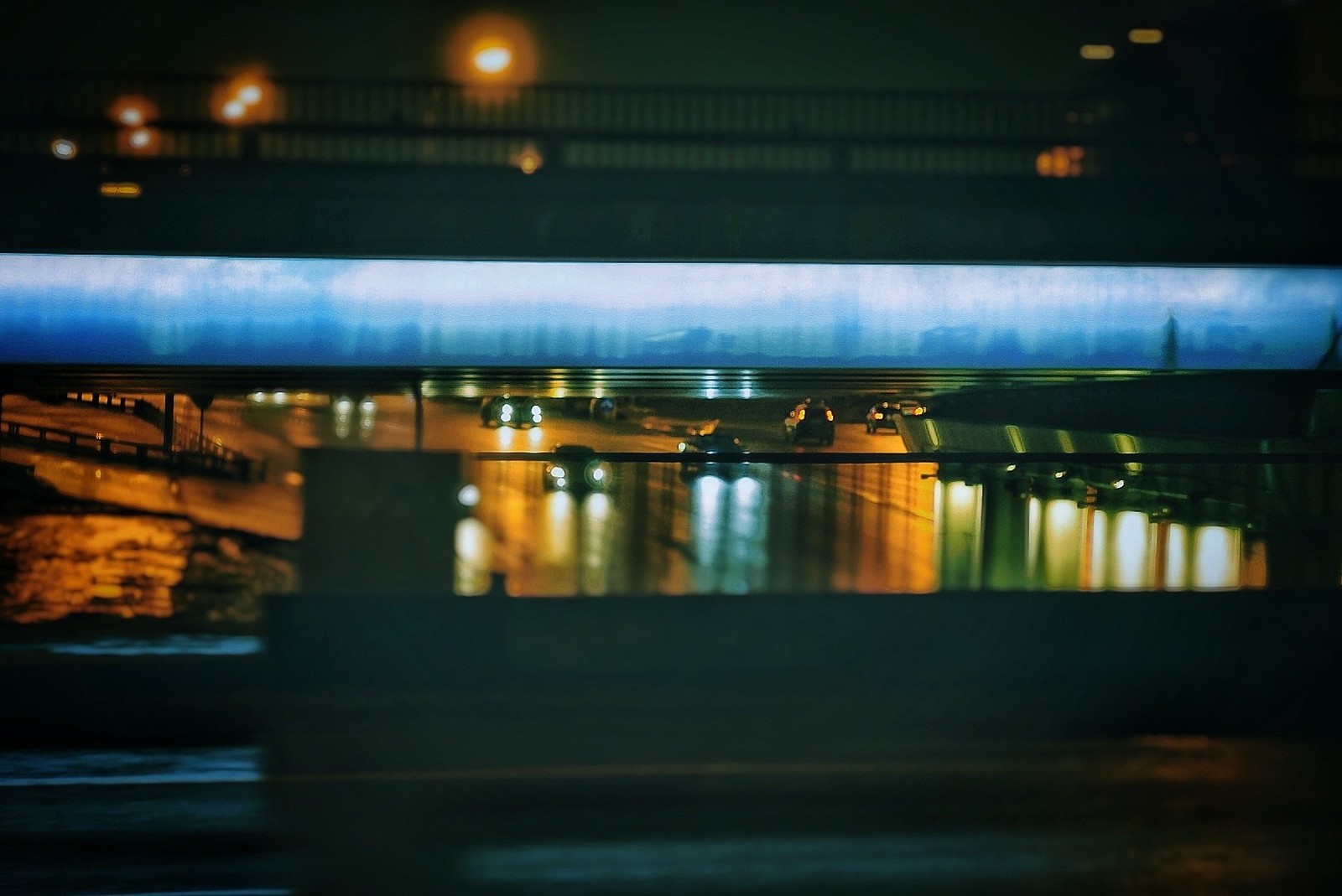 MKAD/MSK. Wet asphalt. - My, Night, Wet asphalt, The photo, Helios44-2, Road, MKAD, Hobby, Longpost, Helios44-2