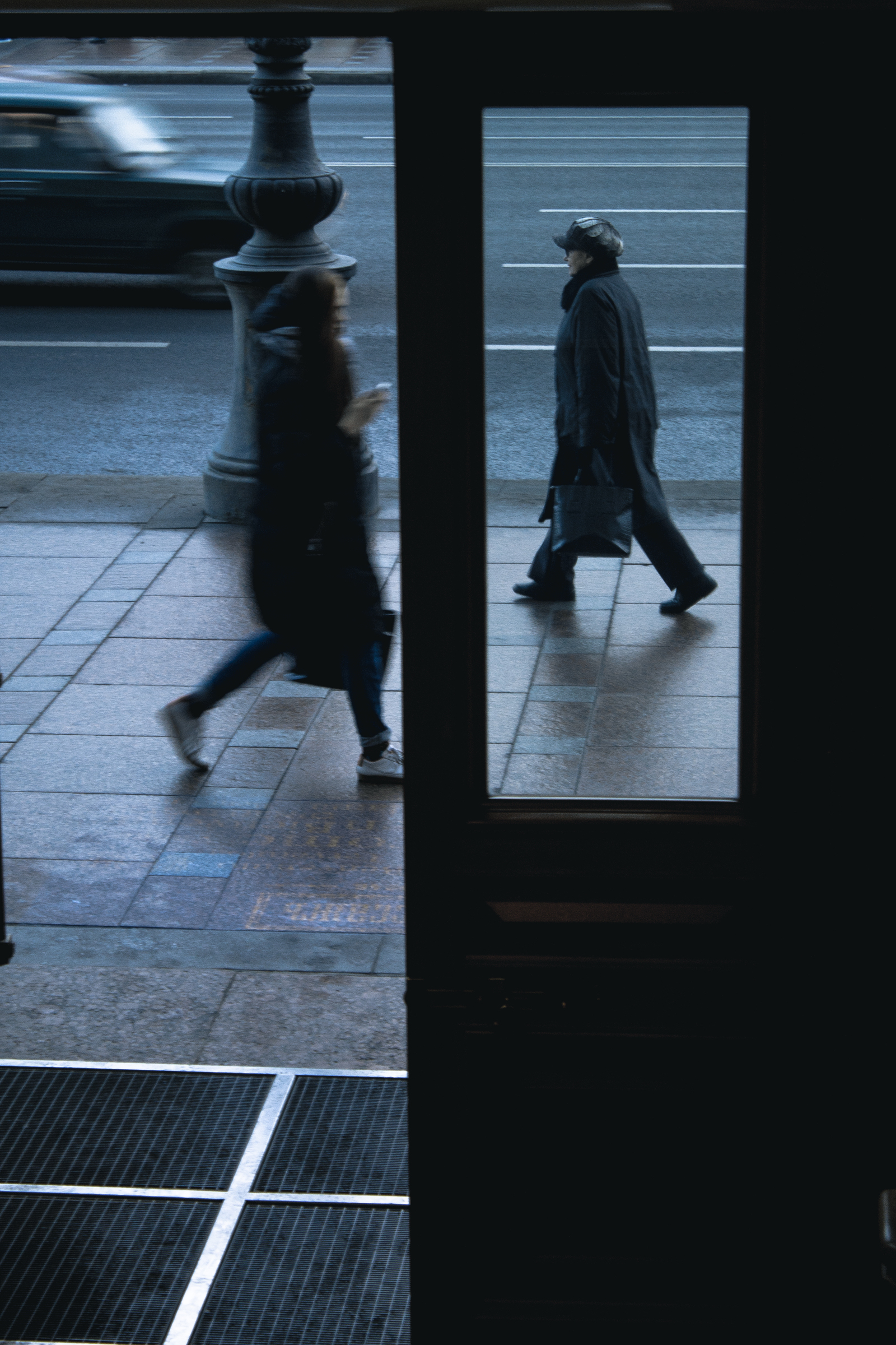 People and city. - My, The photo, Beginning photographer, Canon, Canon 1100d, 18-55 kit, Saint Petersburg, Longpost