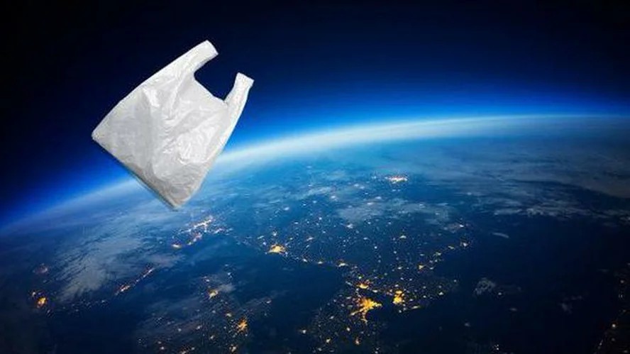 Astronomers discover 'empty trash bag' in space - Space, Orbit, Package, Garbage