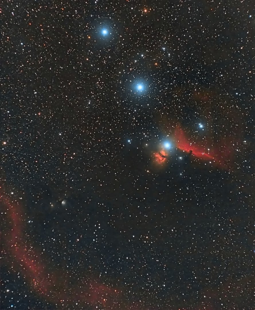 Orion's belt with famous nebulae: Barnard's Loop, m 78, flame, horse's head. Photographed 35km from the city limits. - My, Astrophoto, Space, Longpost