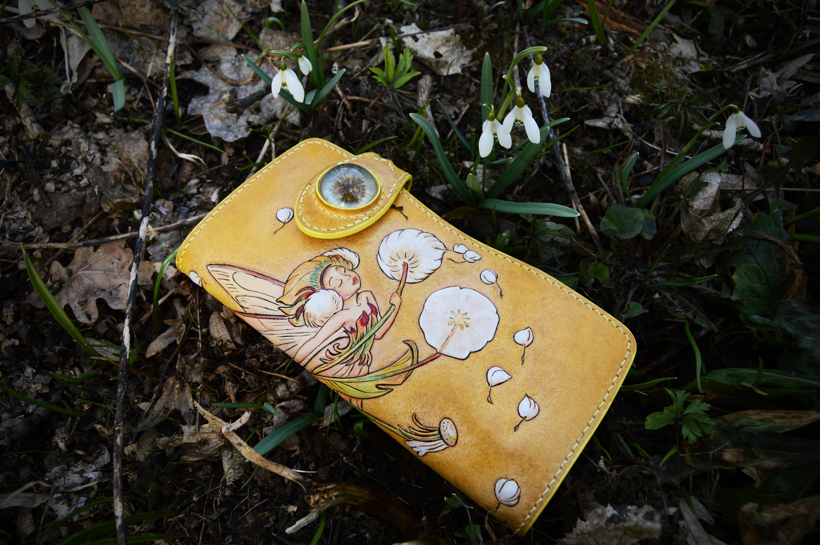 Purse with dandelion. - My, Fairy, Dandelion, Leather, Embossing on leather, Wallet, Longpost