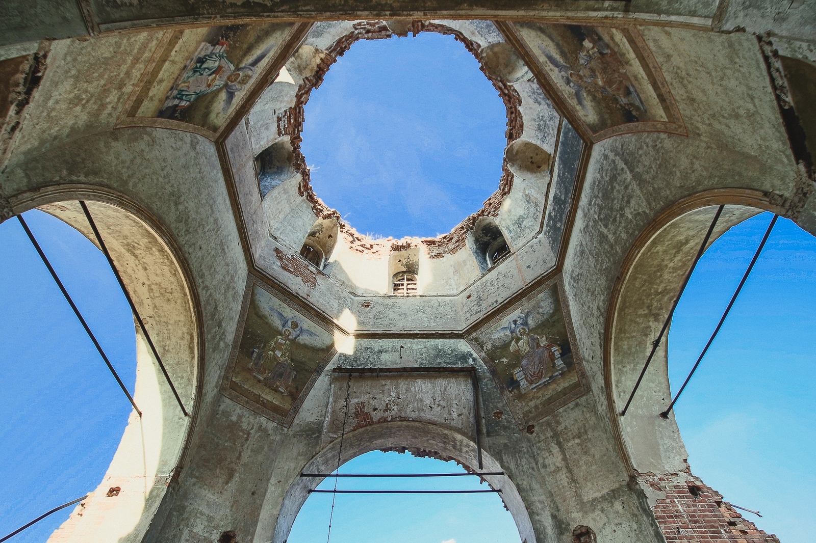 Church of St. Michael the Archangel - My, Architecture, Abandoned, Church, Temple, The photo, Canon 650d, Sigma 10-20 mm, Longpost