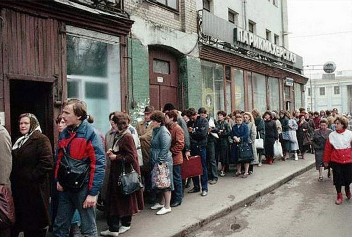 I want to know everything #145 part 1. How the USSR left: a view from the famous American photojournalist - Want to know everything, the USSR, The photo, Photographer, Story, Peter Turnley, Longpost, A selection