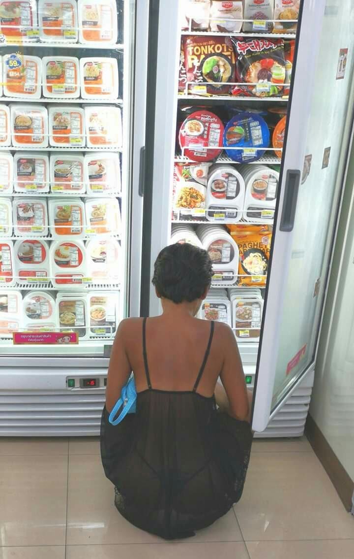 When you want to eat at night (part 2) - NSFW, Nightie, Seven Eleven, Longpost