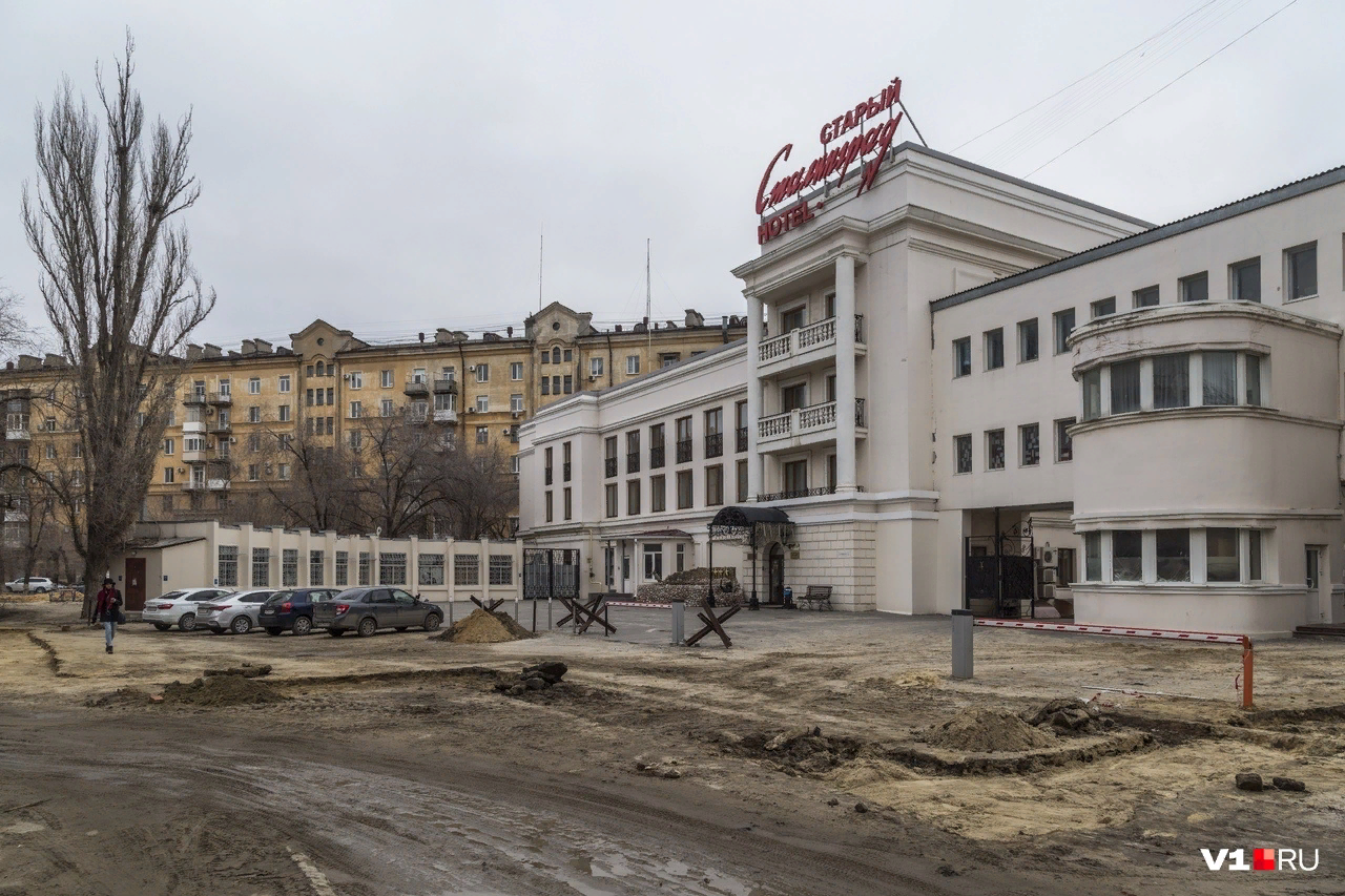 When utilities played reenactors - Volgograd, Housing and communal services, Pit, The photo, Successful angle, Longpost