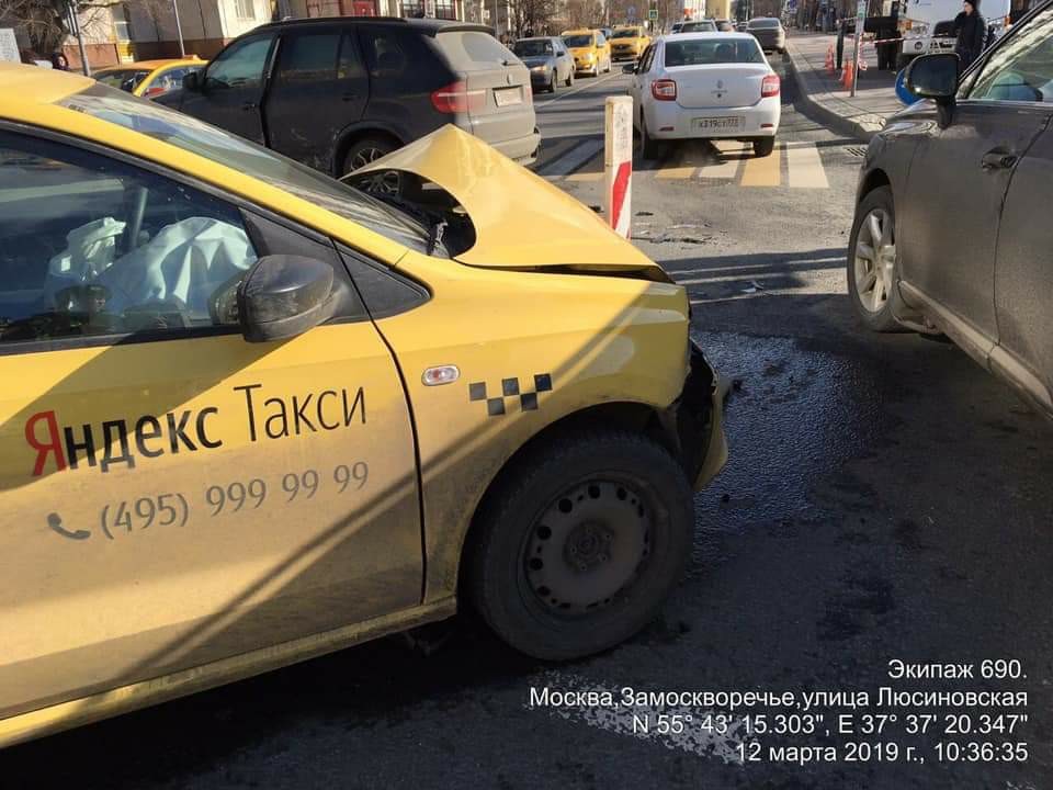 Light up green? - Yandex Taxi, Taxi, Road accident, Video, Longpost