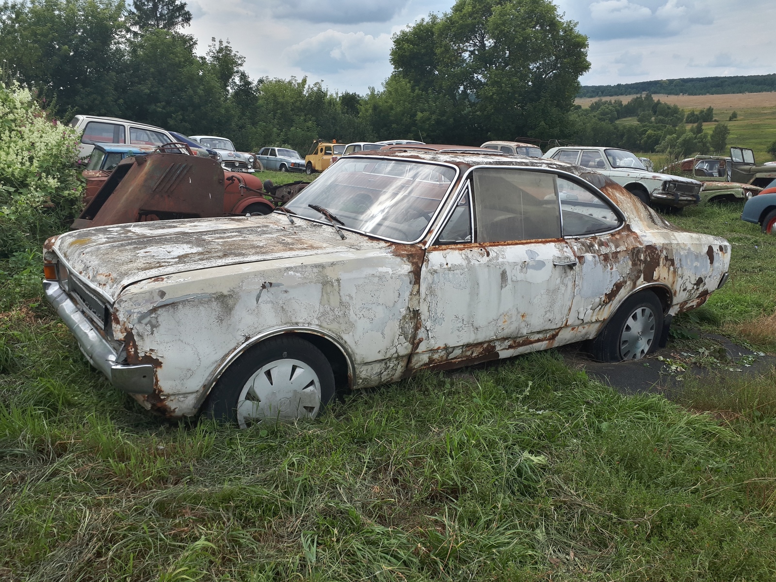 Музей под открытым небом в Черноусово - Моё, Музей, Черноусово, Автомобилисты, Раритет, Длиннопост