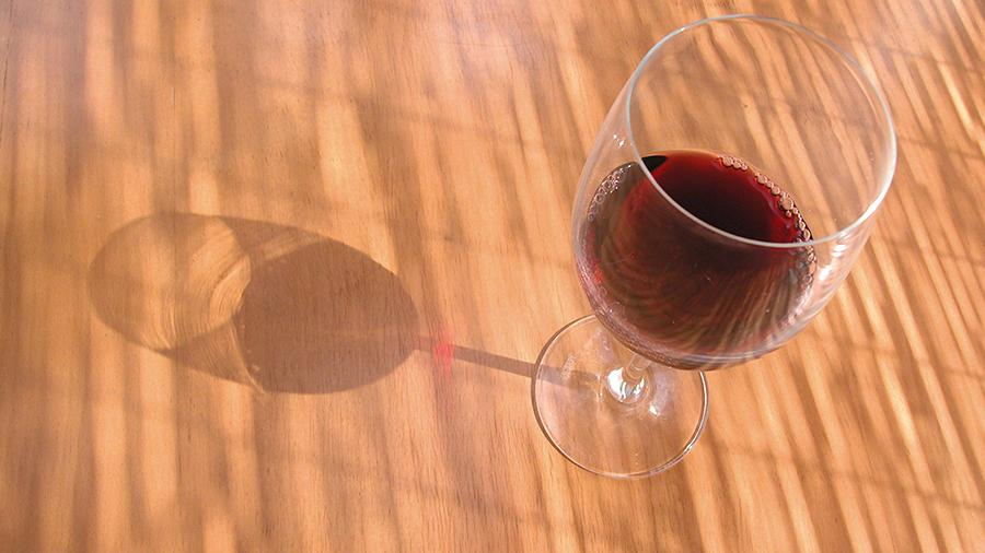 Scientists have debunked the myth about reducing the risk of stroke and heart attack with moderate alcohol consumption - Heart attack, Stroke, Alcohol