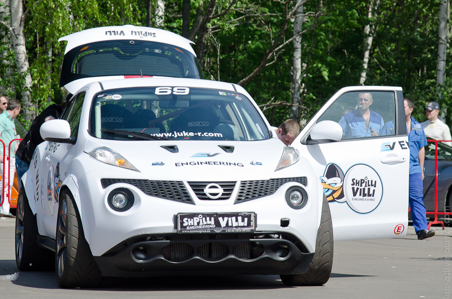 Juke-R от Shpilli-Villi Engineering. - Моё, Автоспорт, Пропаганда автоспорта, Nissan juke, Nissan GT-R, Видео, Длиннопост