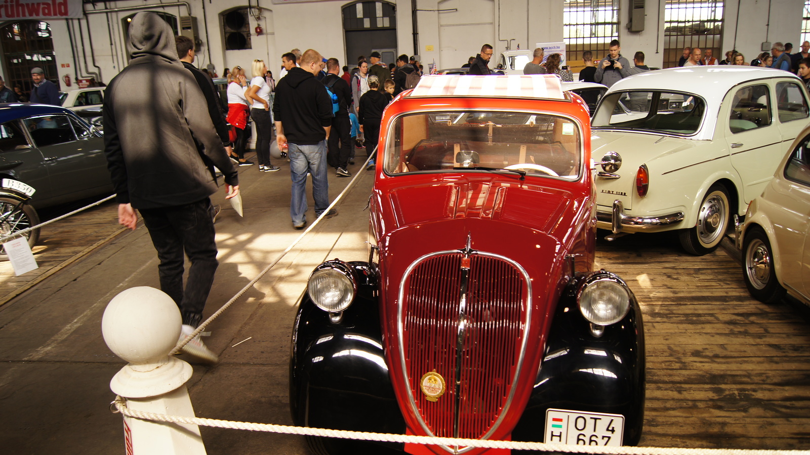 OLDtimer show 2019 .Шоу старых авто в Будапеште 7 апреля.Продолжение. - Моё, Венгрия, Будапешт, Длиннопост