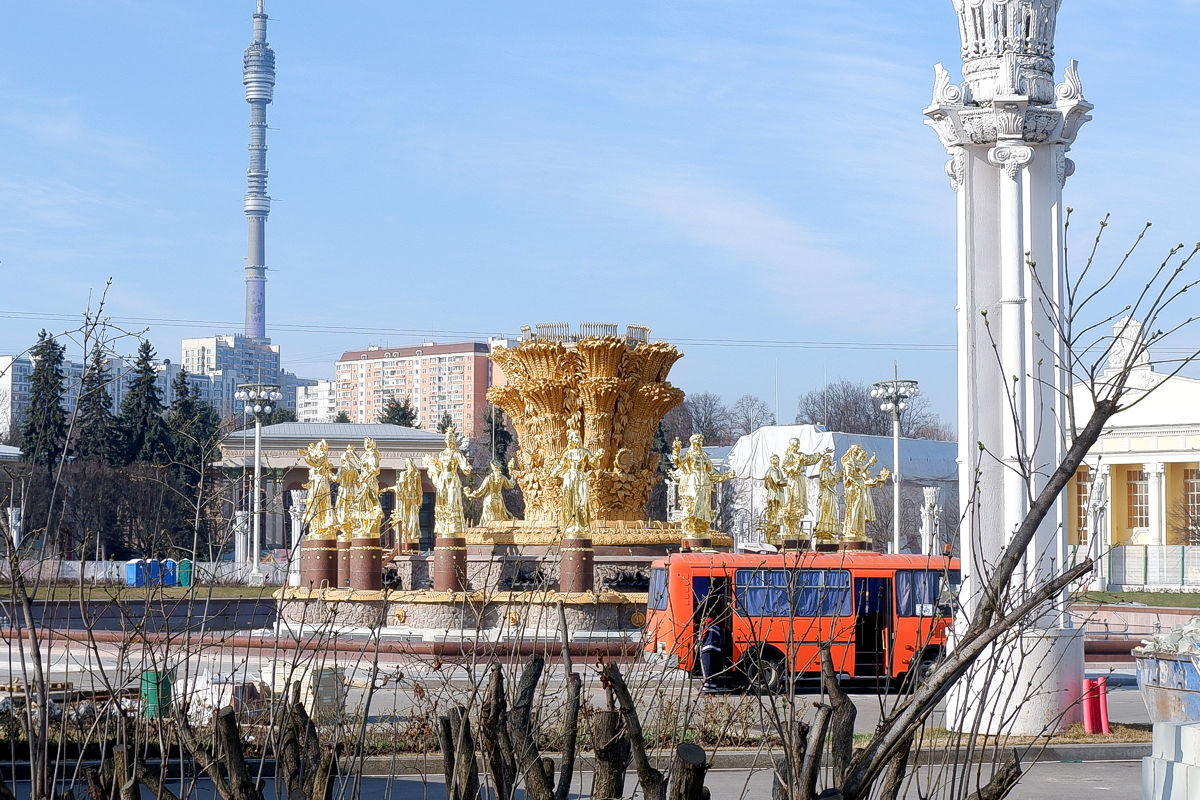 Фонтаны на ВДНХ в Москве - Моё, ВДНХ, Фотография, Фонтан, Каменный цветок, Дружба Народов, Длиннопост