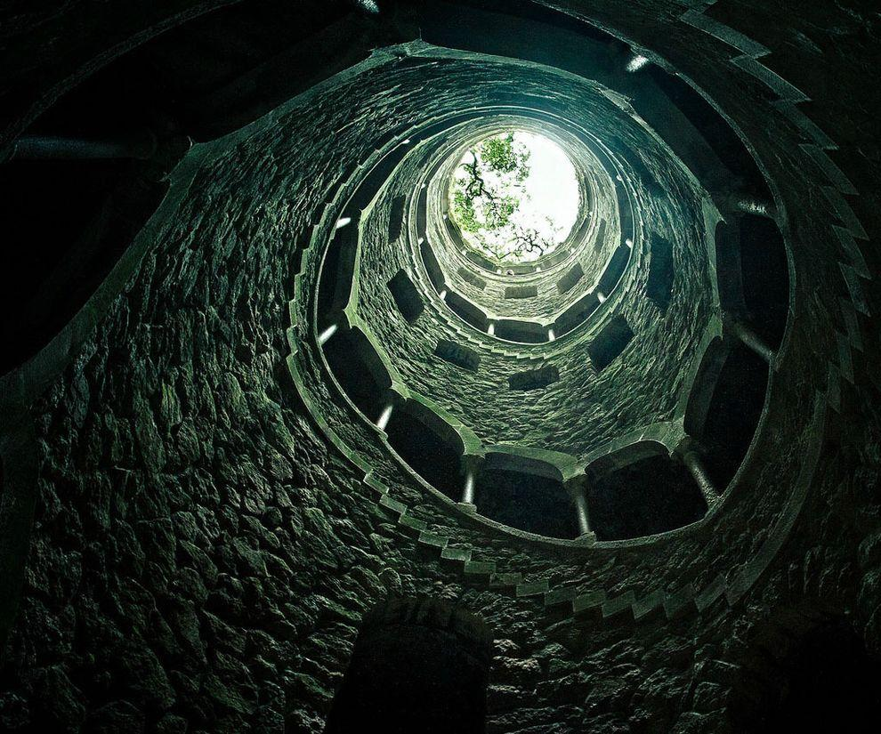 Down to the top of darkness - Architecture, Masons, Interesting, Portugal, Longpost