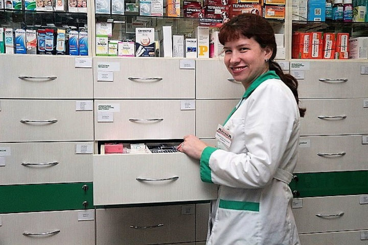 Is the pharmacist working or not? - My, Pharmacy, Work, Rudeness