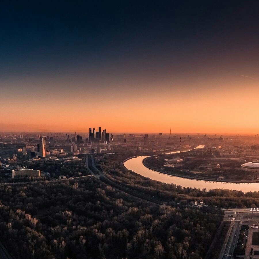 Do you think it's sunrise or sunset? - Moscow, Moscow City