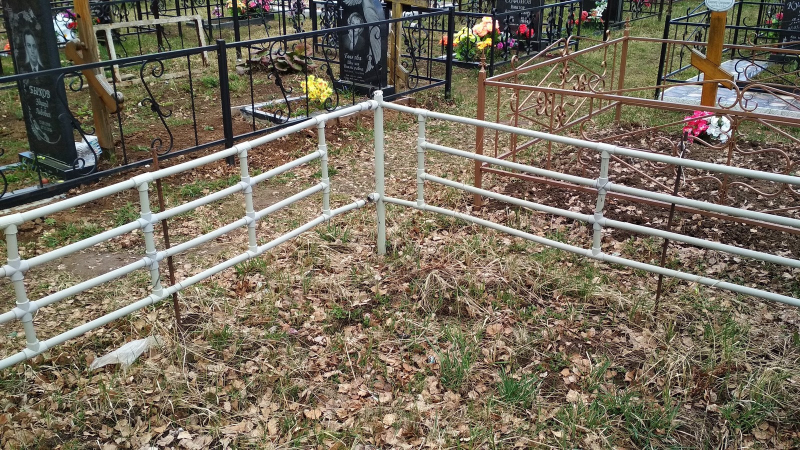 Могильная ограда своими руками | Пикабу