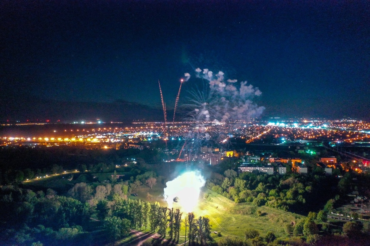 Gorgeous views of fireworks in Brest - Firework, Victory, Brest, Longpost