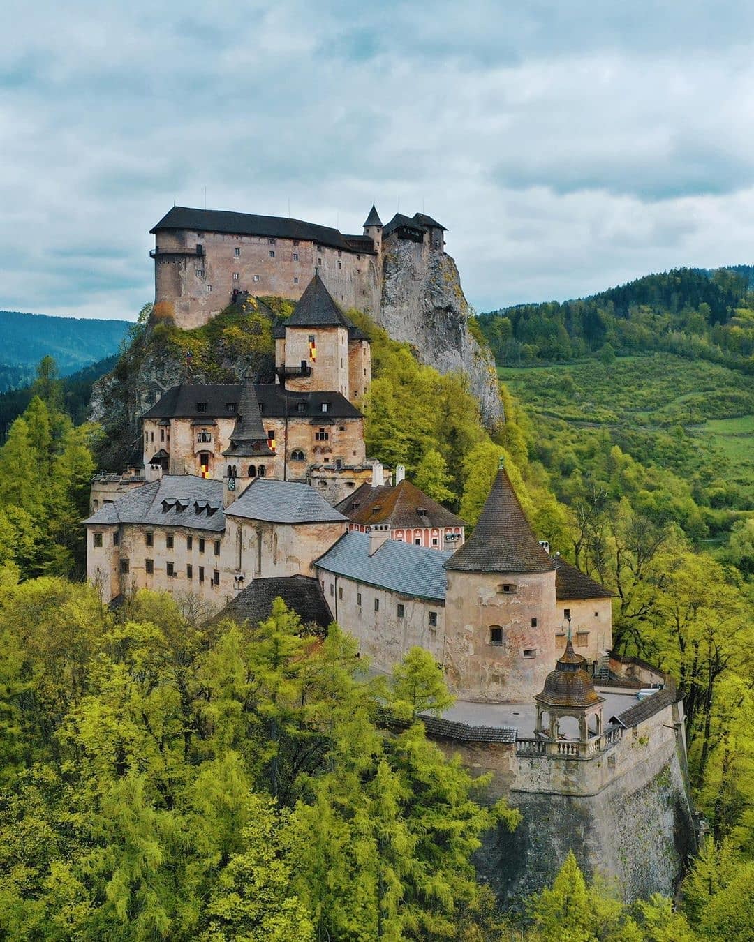 Orava city. - The photo, Lock, Landscape, Slovakia, Longpost