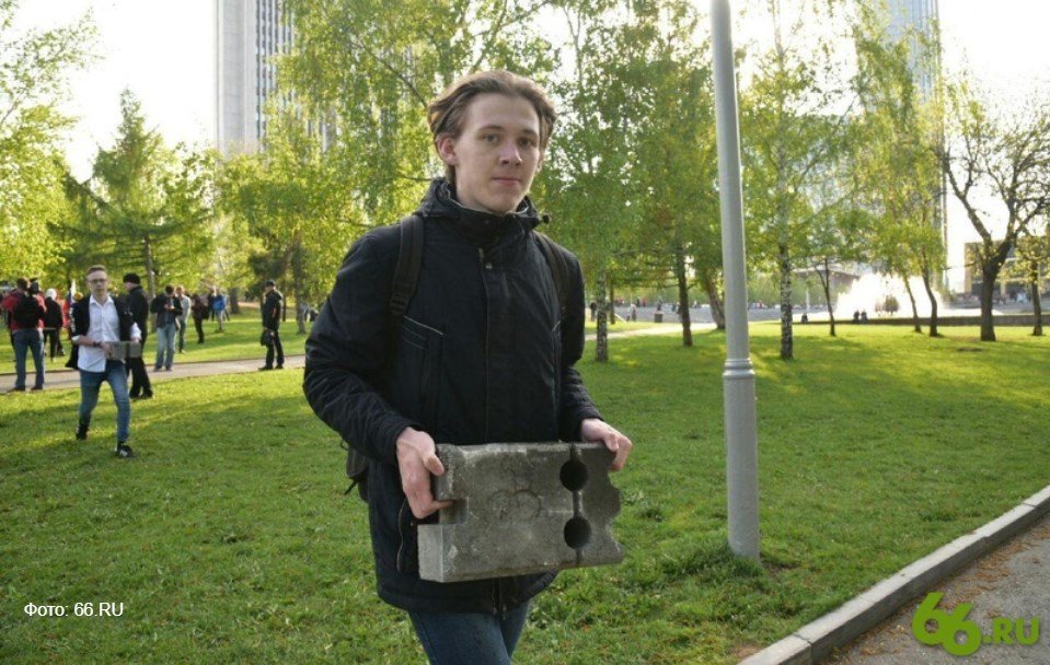 The harsh faces of protest - Yekaterinburg, Video, Longpost, Protest