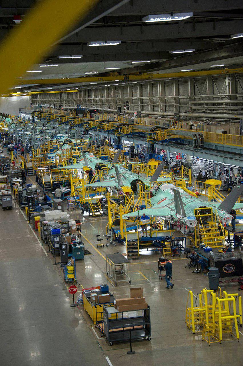 Assembly of F-35 fighters - Aviation, f-35, Assembly, , USA, Lockheed Martin, The photo, Longpost, Production