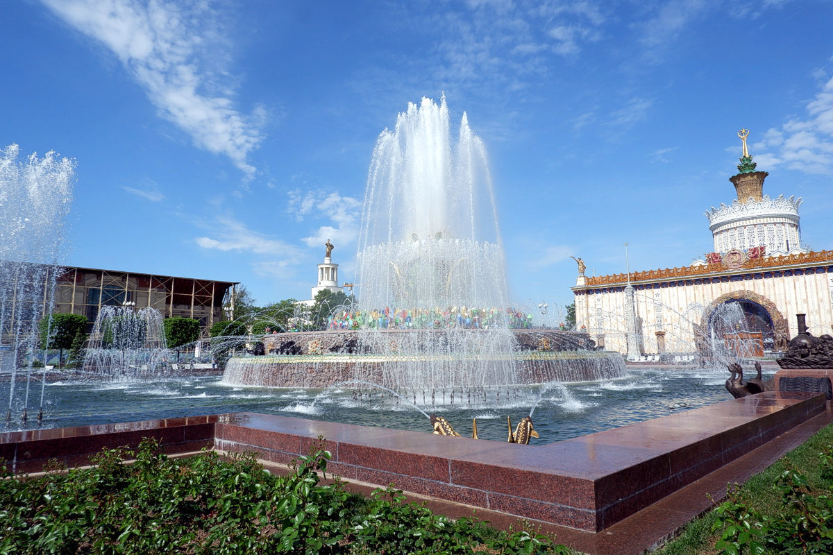 Morning in Ostankino - My, The photo, Spring, Ostankino, VDNKh, Fountain, Landscape, Cityscapes, Longpost, Street photography