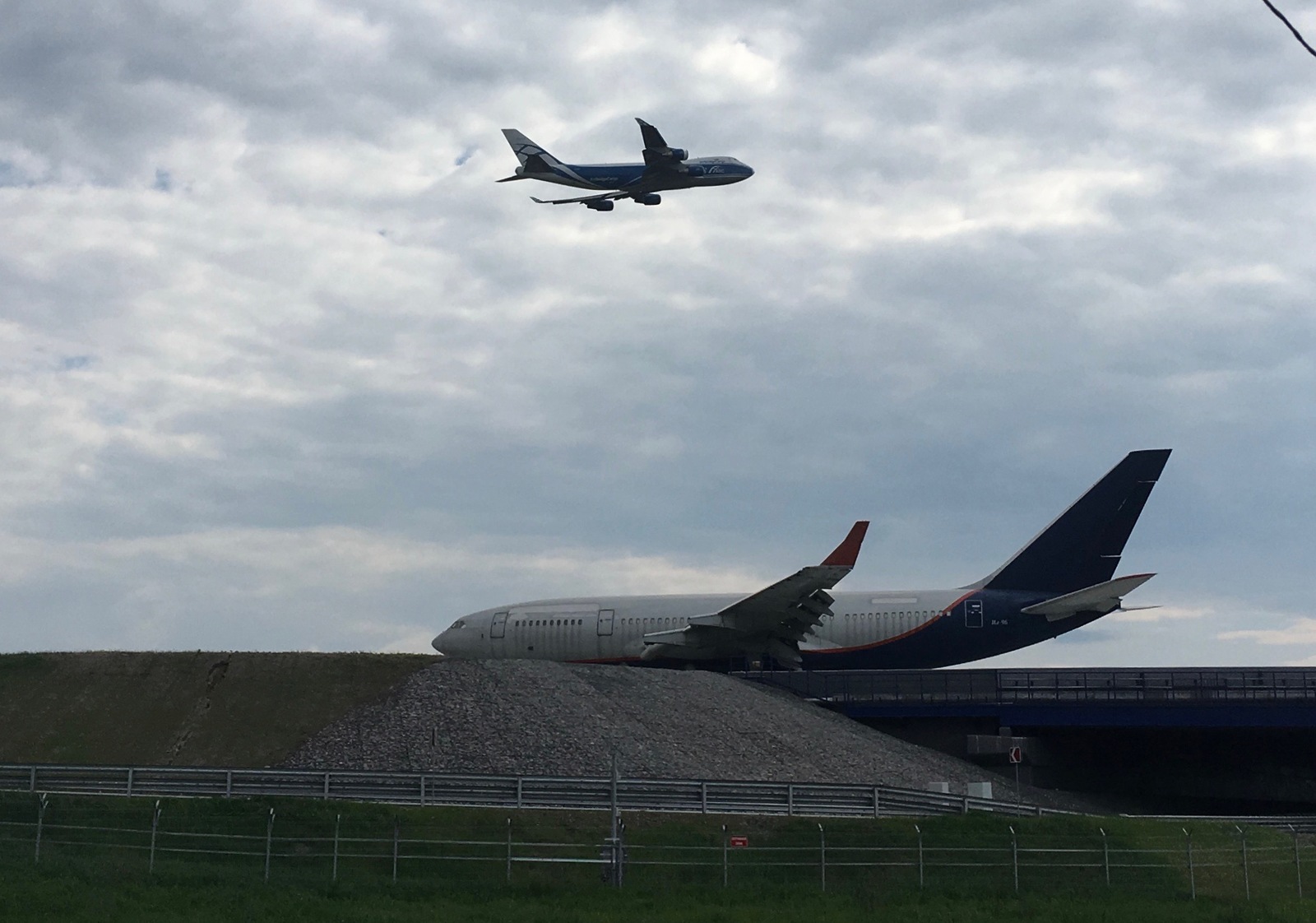 IL-96 at Sheremetyevo - My, IL-96, Aeroflot, Sheremetyevo