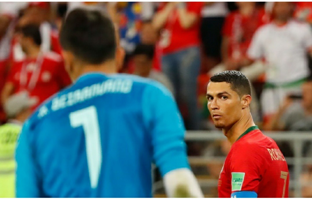 Once this guy slept on the street. And now he played in the World Cup and stopped Ronaldo himself - The photo, Iran, Cristiano Ronaldo, Football, Longpost, Goalkeeper, 2018 FIFA World Cup, ADME