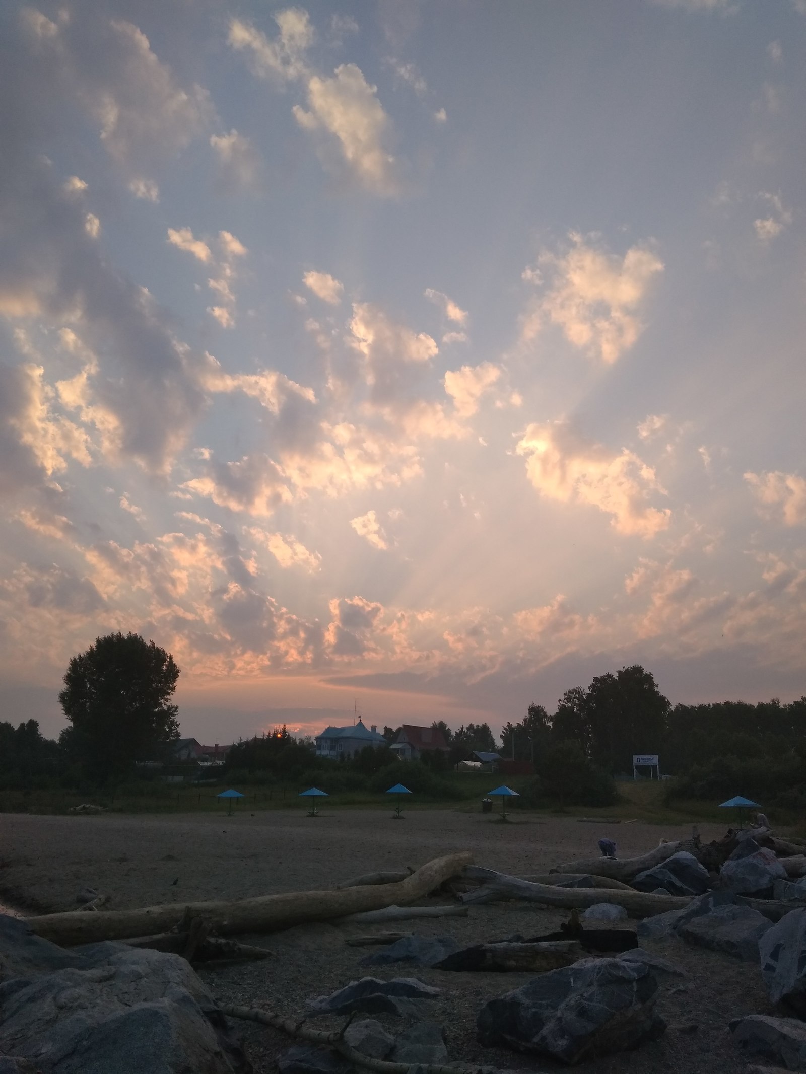 Evening sky. - My, Sky, No filters, beauty, Novosibirsk, Longpost