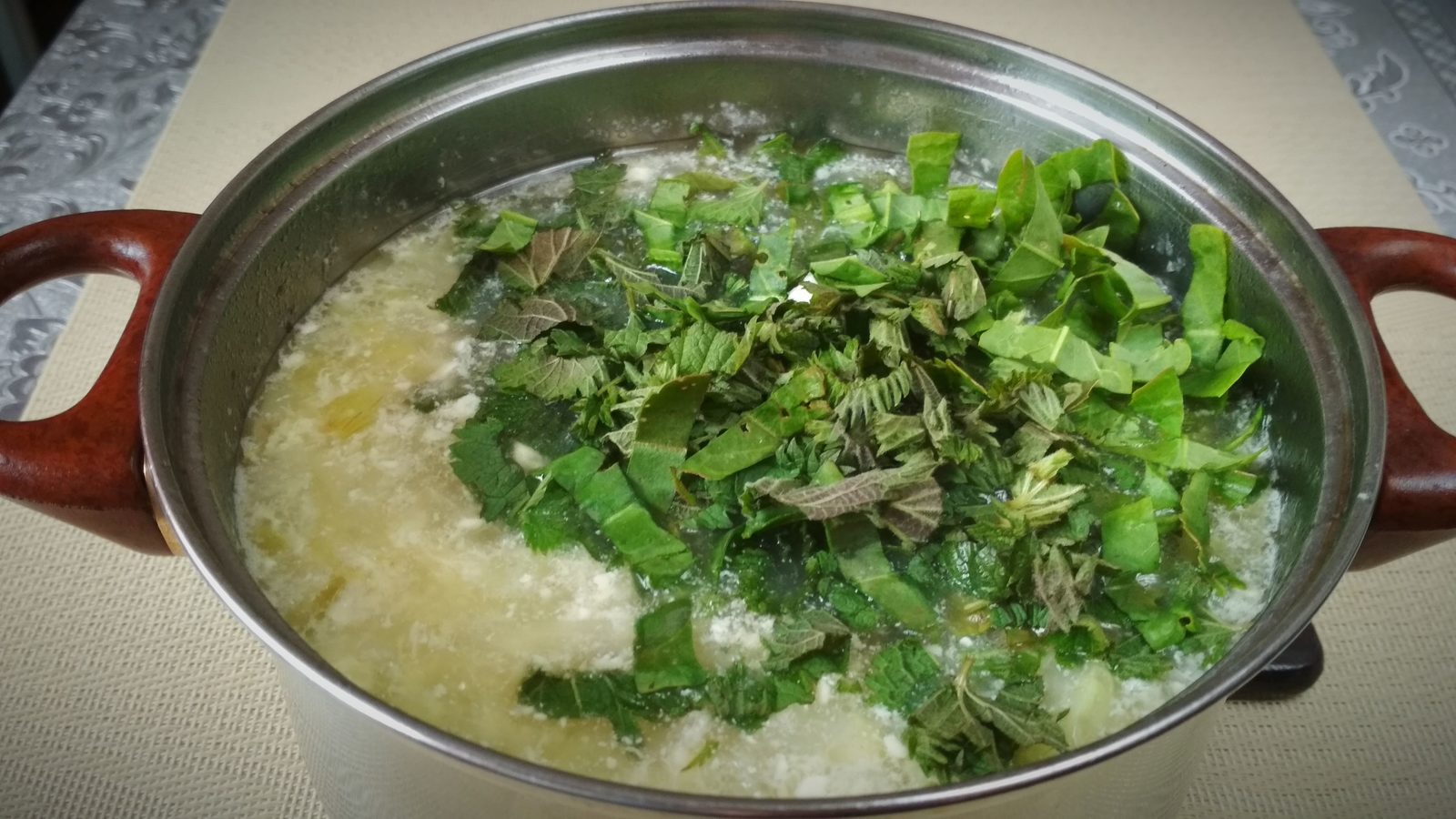 Green soup with nettle and sorrel - My, Recipe, Chew-Ka!, Soup, Nettle, Sorrel, Mayonnaise, Longpost