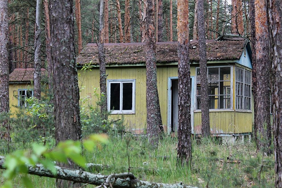 Внутри заброшенного детского летнего лагеря в Чернобыле - Чернобыль, Пионерский лагерь, Разруха, Фотография, Длиннопост, Заброшенное