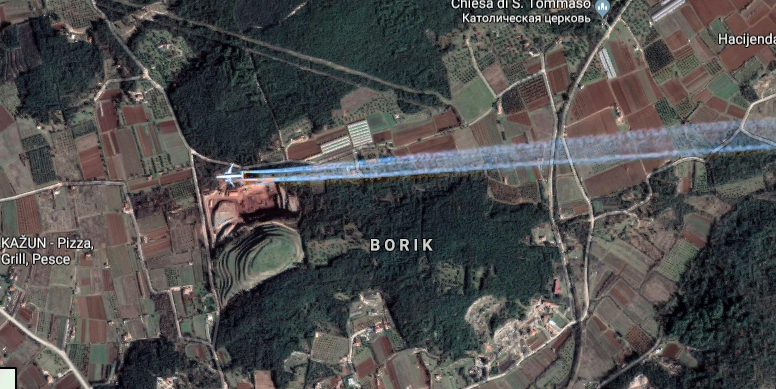 I don’t know, maybe this is a common occurrence in Google Maps, but I saw it for the first time) - Google maps, Airplane, Spotting, Screenshot