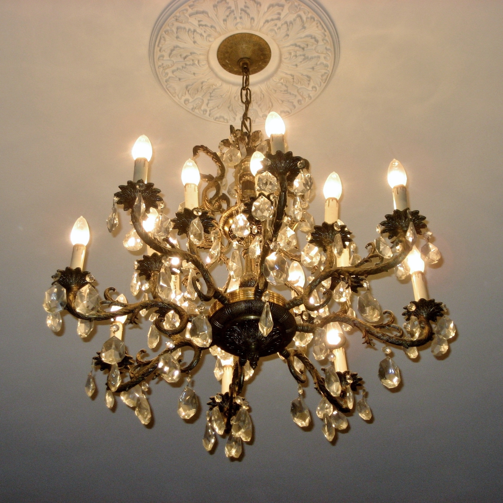 Antique bronze chandeliers 1920-1960 - My, The photo, Chandelier, Photographer, Longpost