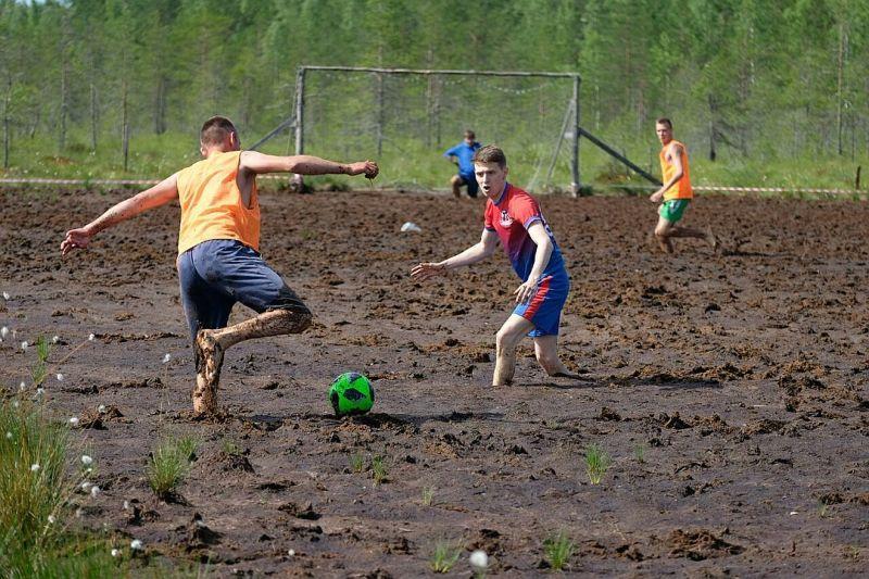 How were the competitions for the Cup of Russia in swamp football - Football, , Competitions, Games, Longpost