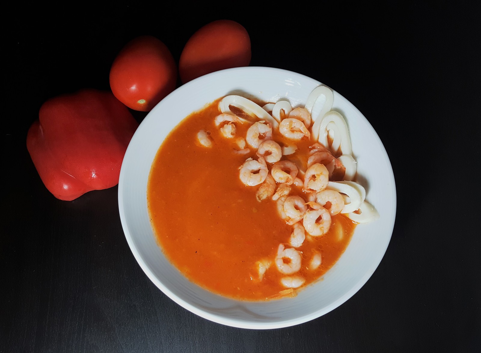 Томатный суп-пюре с морепродуктами | Пикабу