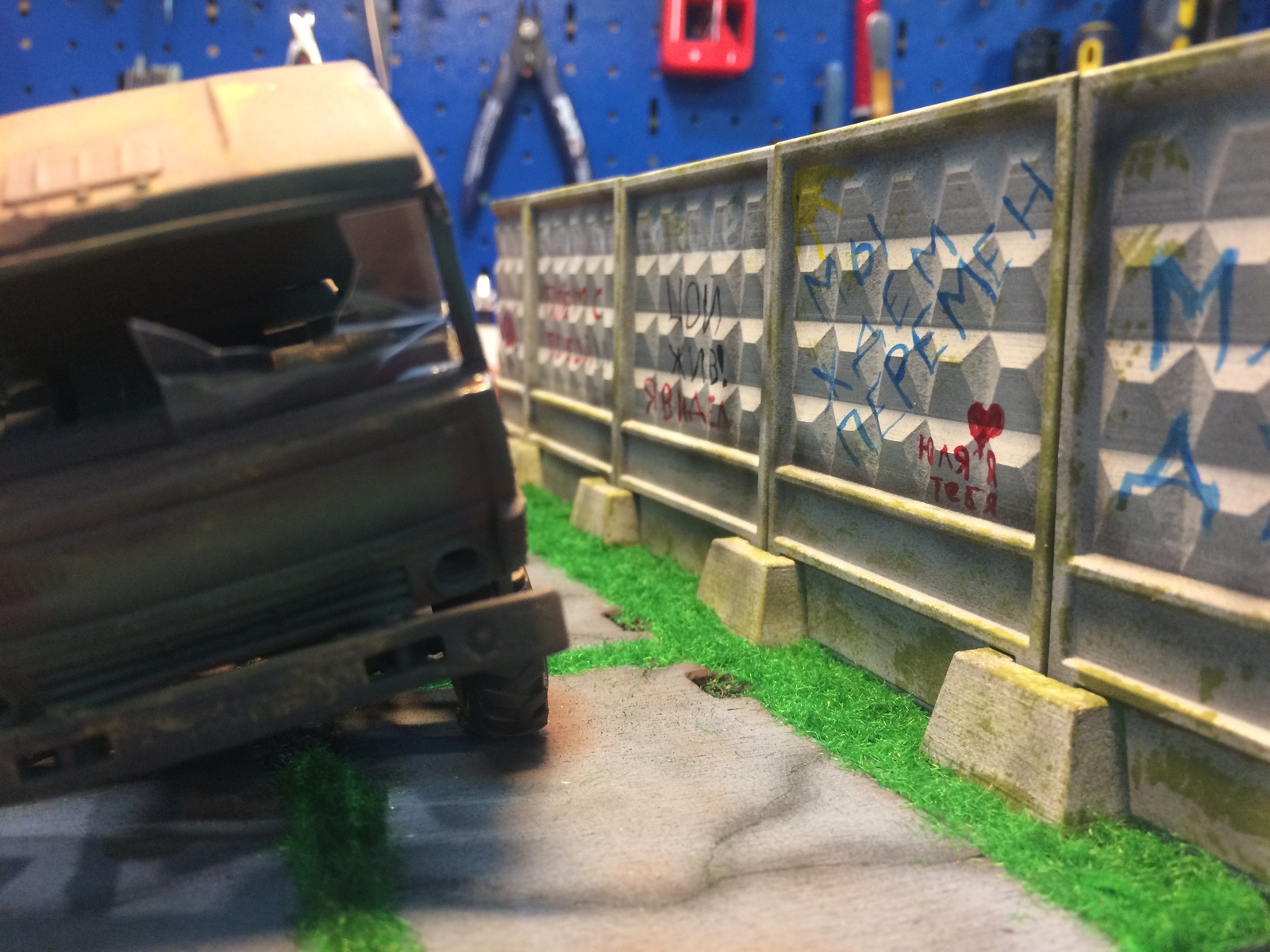 Ghost of KamAZ diorama in 1/43 scale - My, Scale model, 1:43, Diorama, Modeling, Wall of Tsoi, Kamaz, Longpost